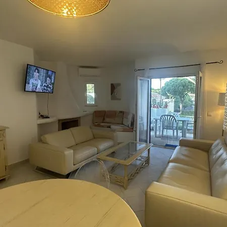 Balaia Golf Village T1 شقة